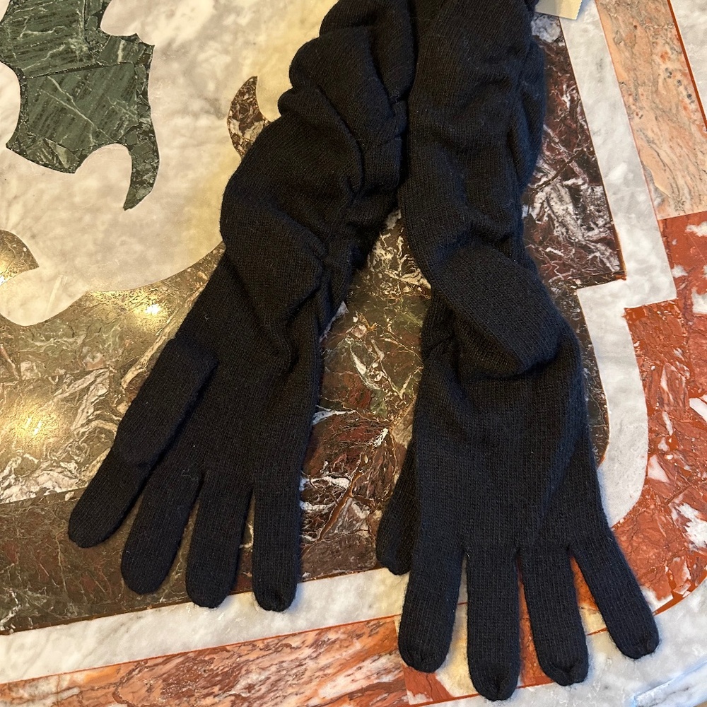 New! Black cashmere gloves One size